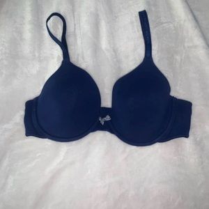 Victoria’s Secret 36c bra